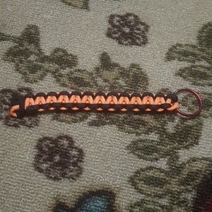 Paracord keychain
